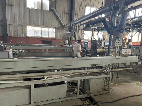Polyurethane tube production equipment